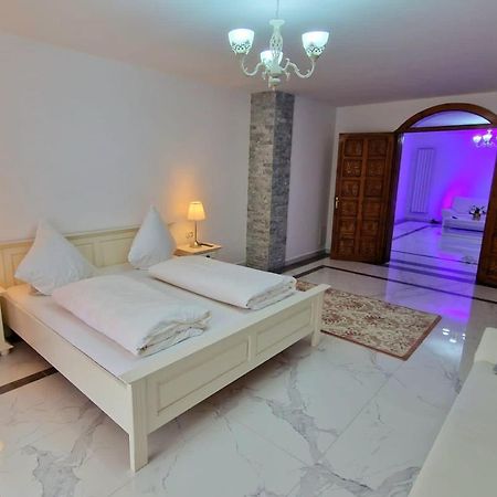 فندق Casa Avram سوسفيتا المظهر الخارجي الصورة